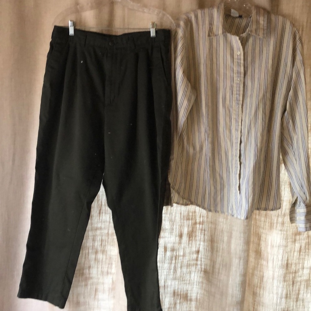 Button down blouse w/coordinating slacks